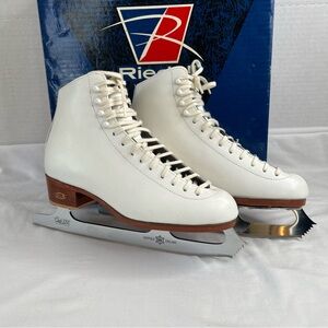 Riedell Ladies Model 292 Figure Skates, Size 7.5 Wide